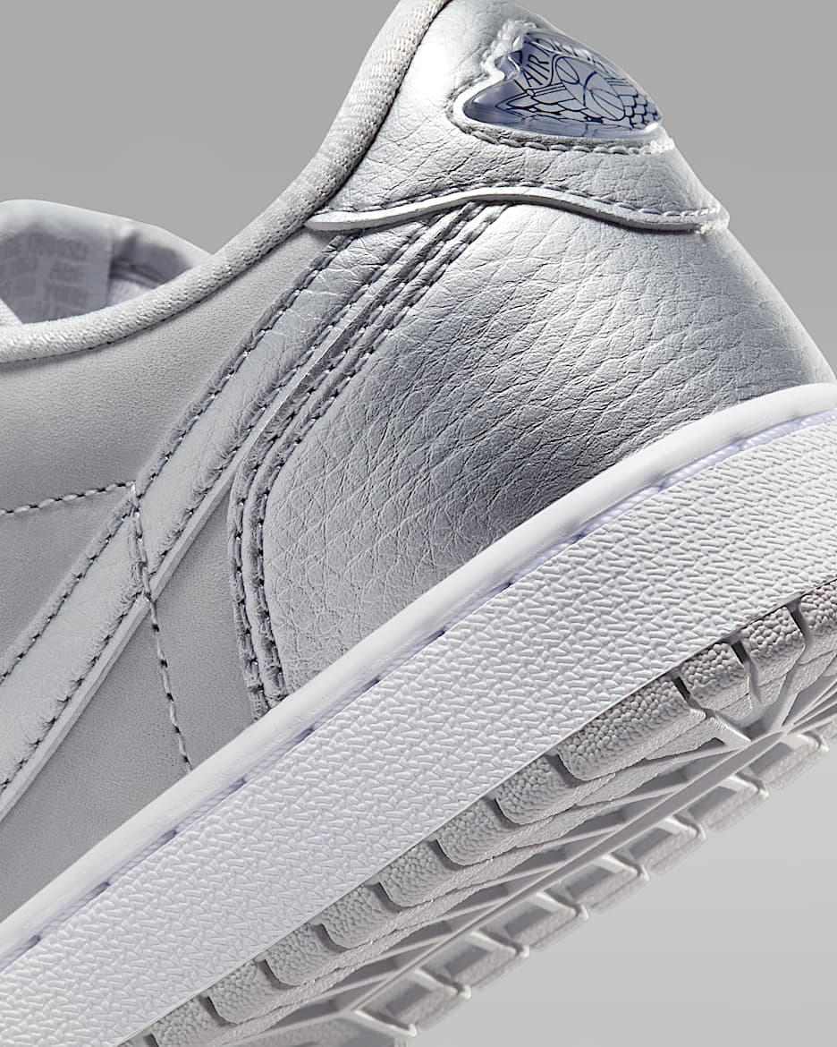 Air Jordan 1 Low OG Silver Older Kids Shoes